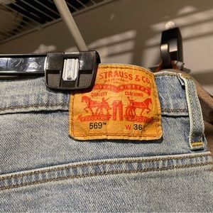 ❌SOLD❌ Levi’s Shorts 36W